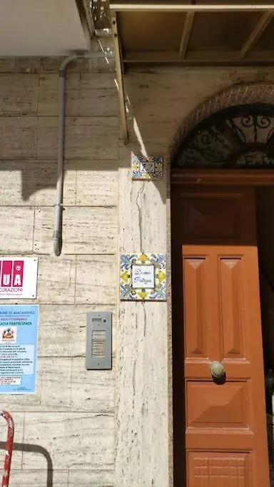 Apartment B&B Domus Patrizia Marianopoli Italy