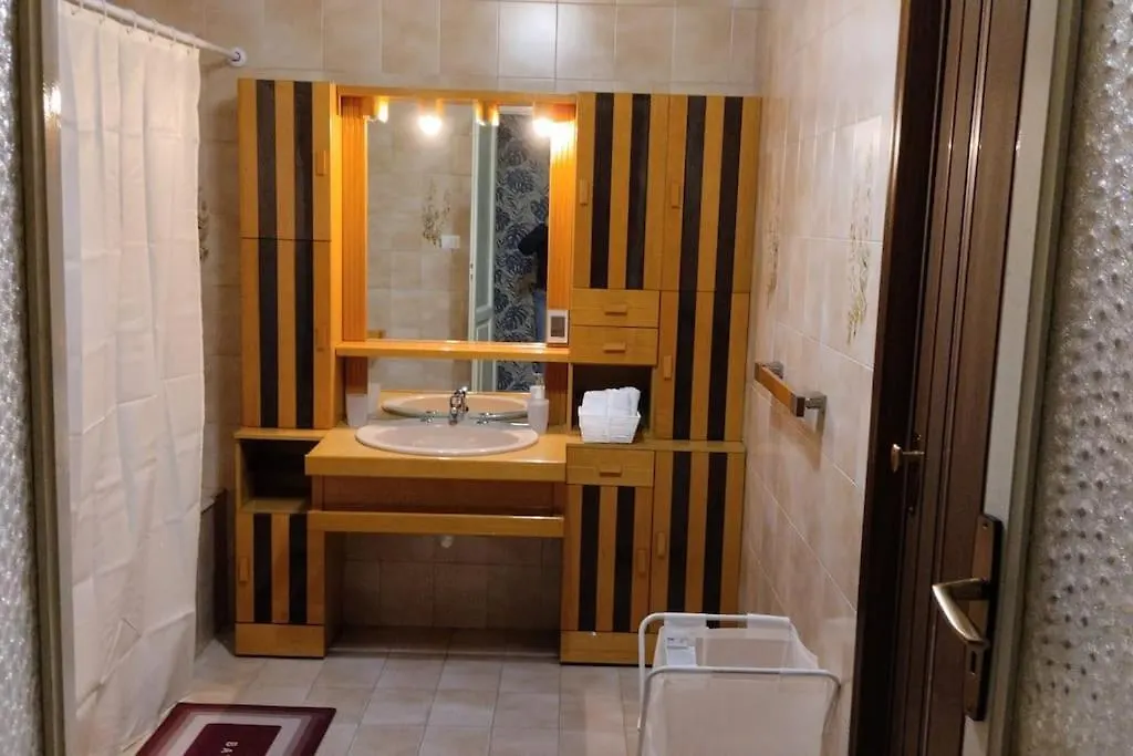 B&B Domus Patrizia Marianopoli 0*,